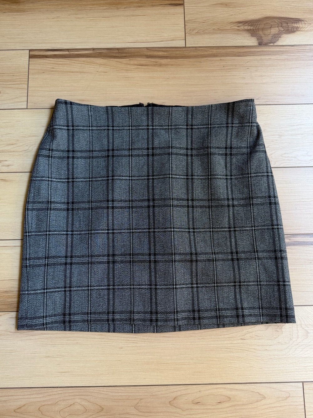 Express Black Plaid Miniskirt Size 8